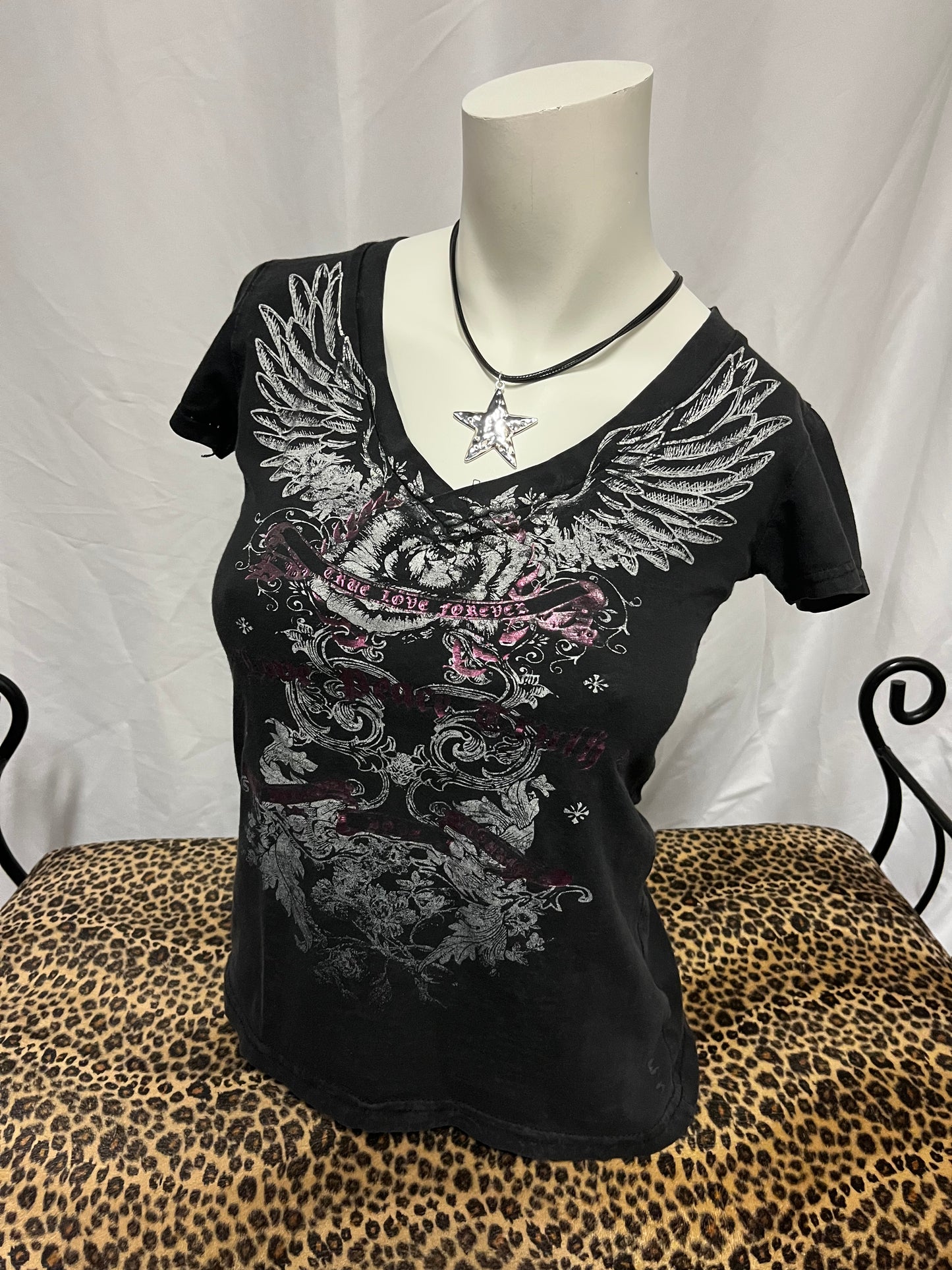 S - Wings Grunge Graphic Y2K V-Neck Top