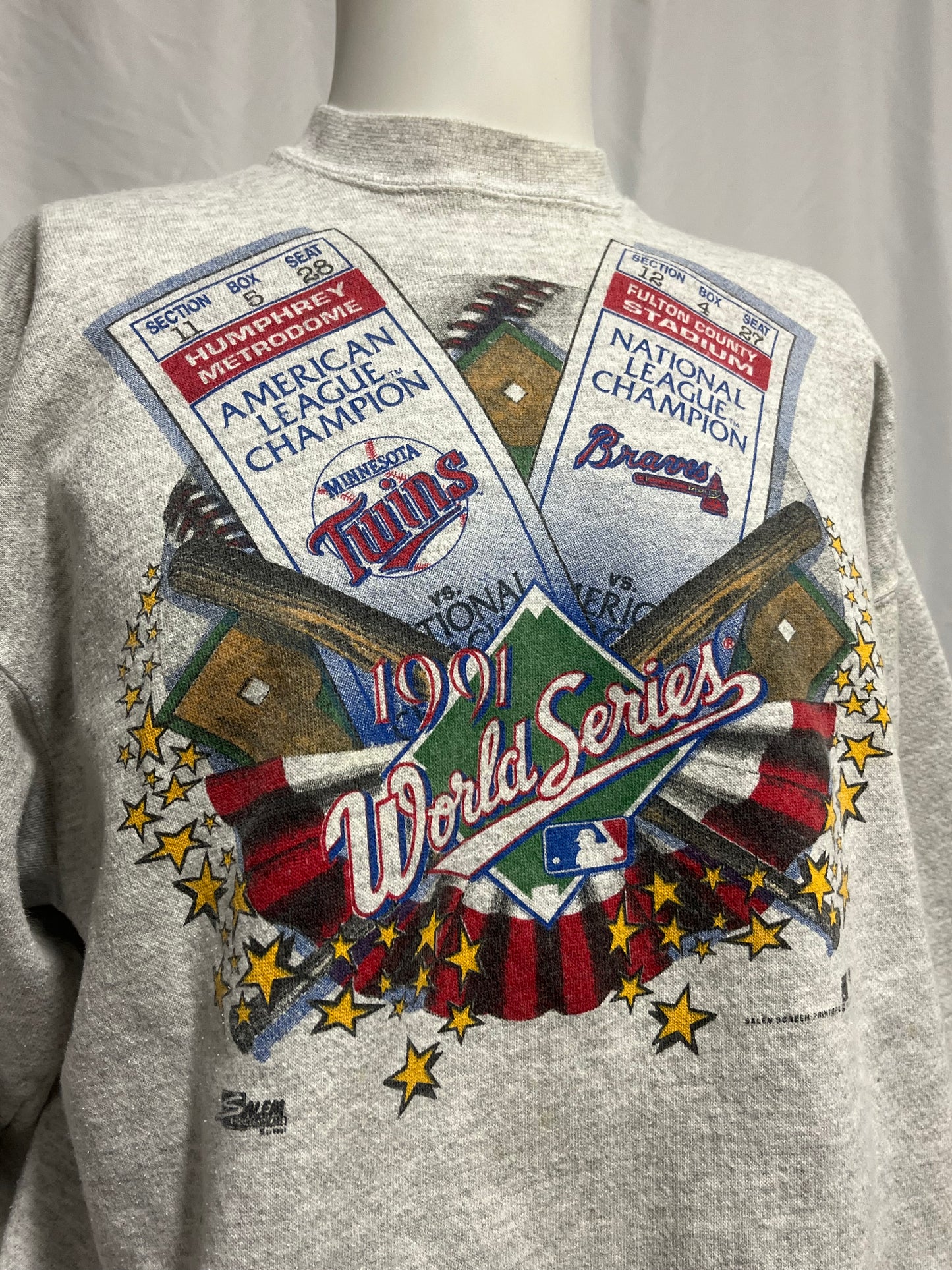 L/XL - MLB 1991 Twins x Braves World Series Salem Sweatshirt