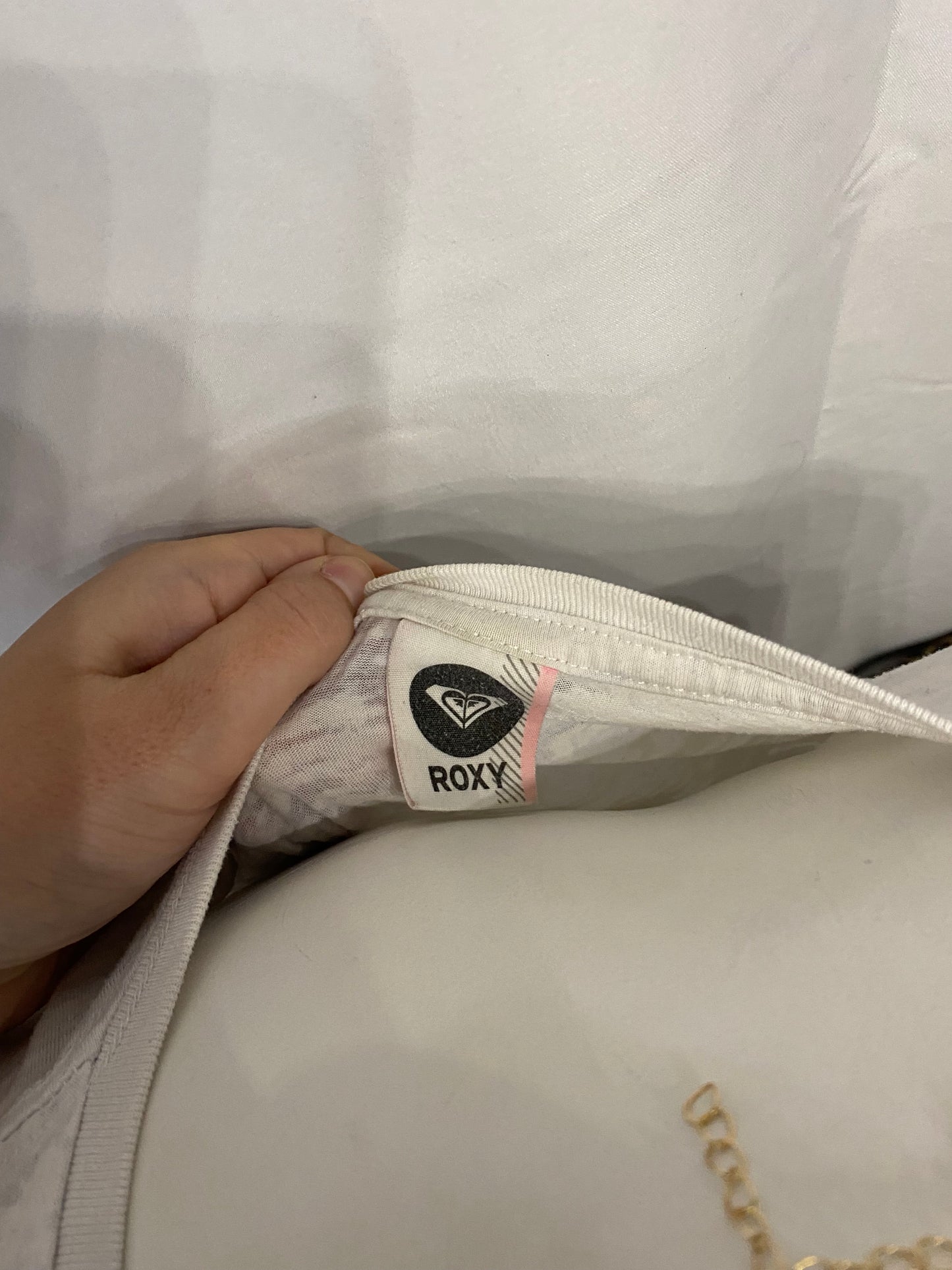 L - Roxy Surf Graphic Top