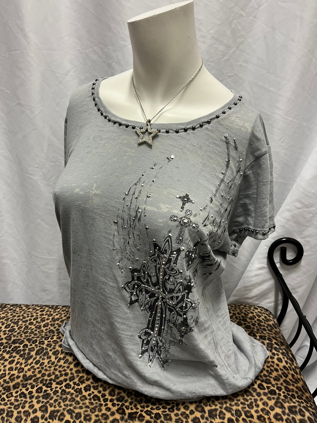 XL - Arohoe Gothic Stud Detail Graphic Top