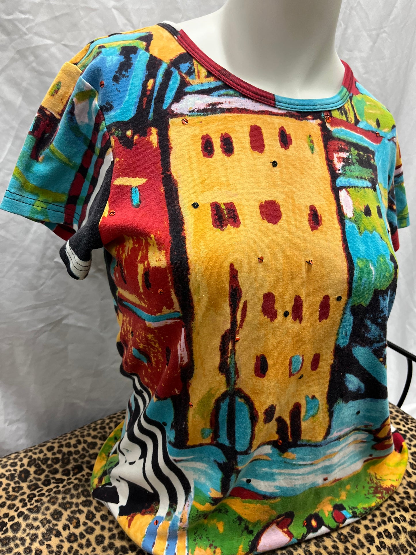 M - Orientique Y2K Sequin Graphic Top