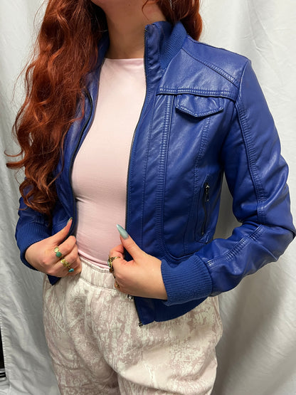 M - Ci Sono Y2K Blue Faux Leather Fitted Zip Jacket