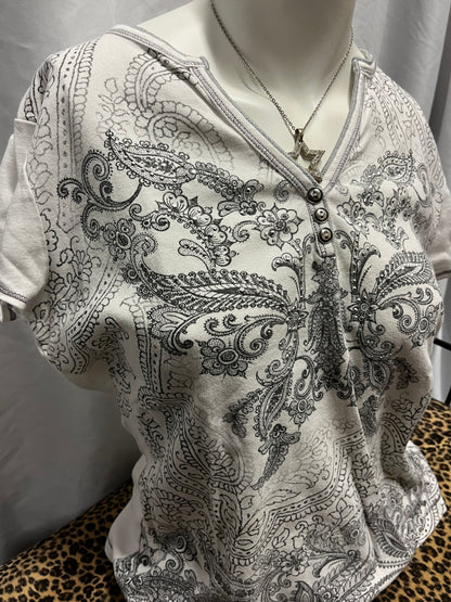 XL - Blue Canyon Y2K White Rhinestone Henley Top