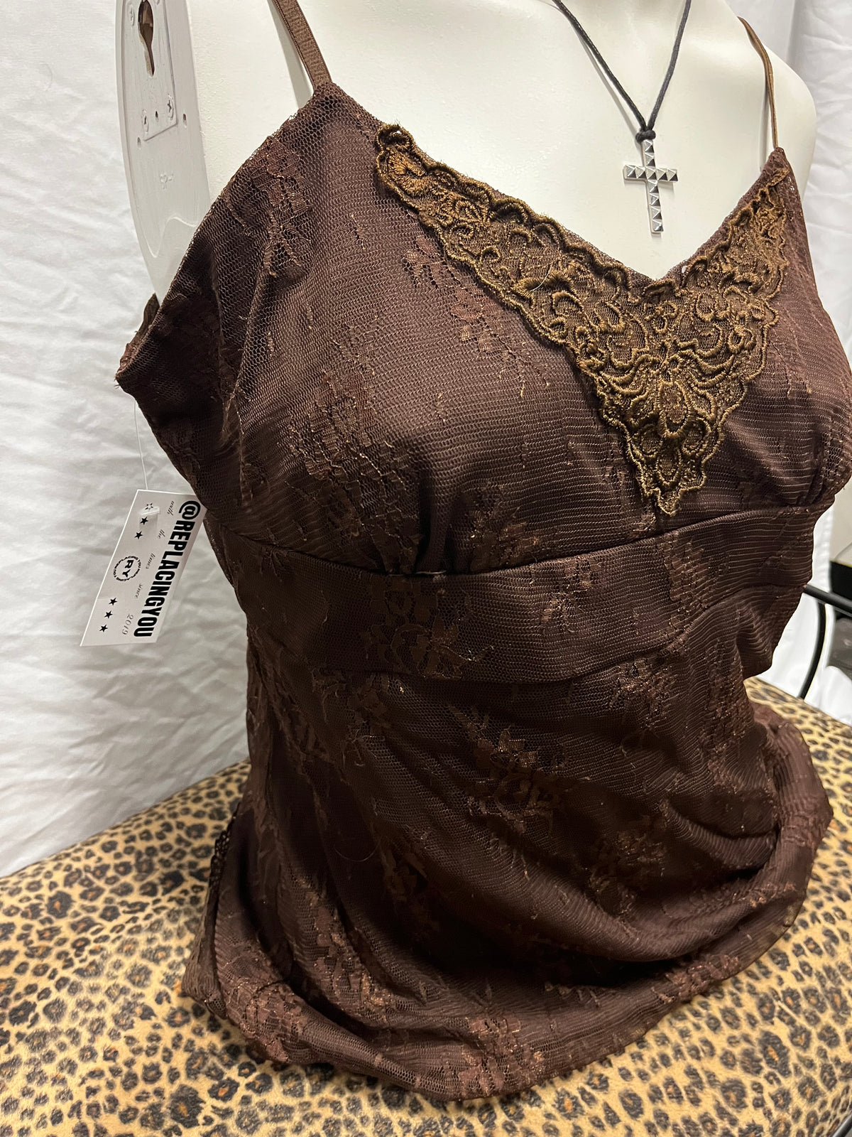 L - Xhilaration Y2K Brown Lace Cami Top