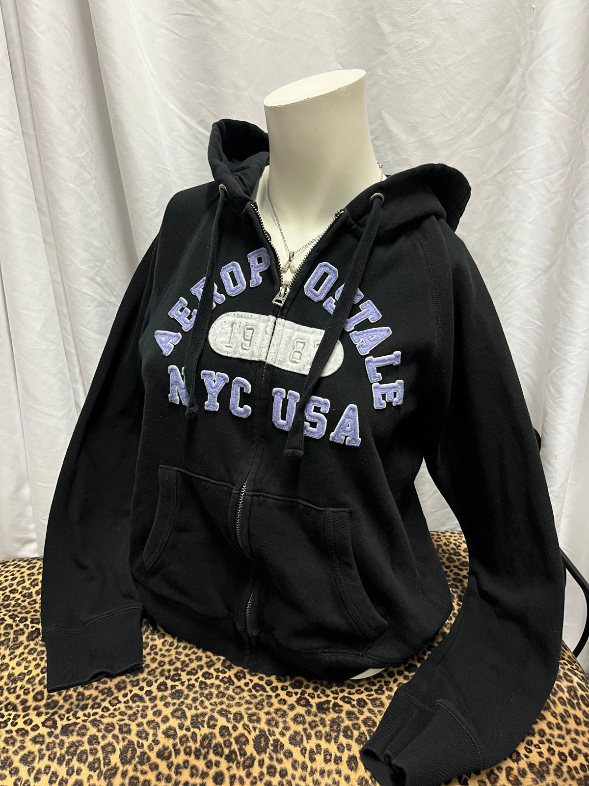 M - Aeropostale NYC 2010s Zip Hoodie