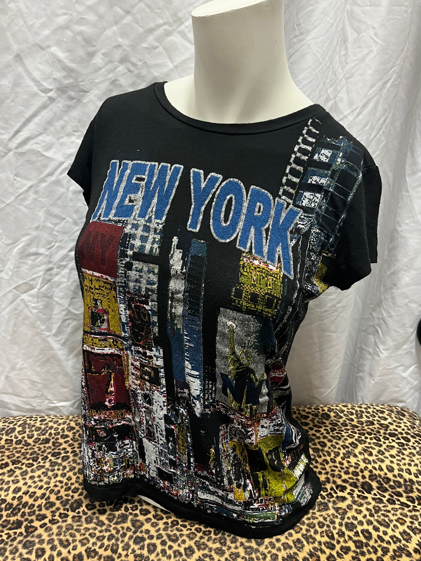 M - New York Y2K Graphic Top