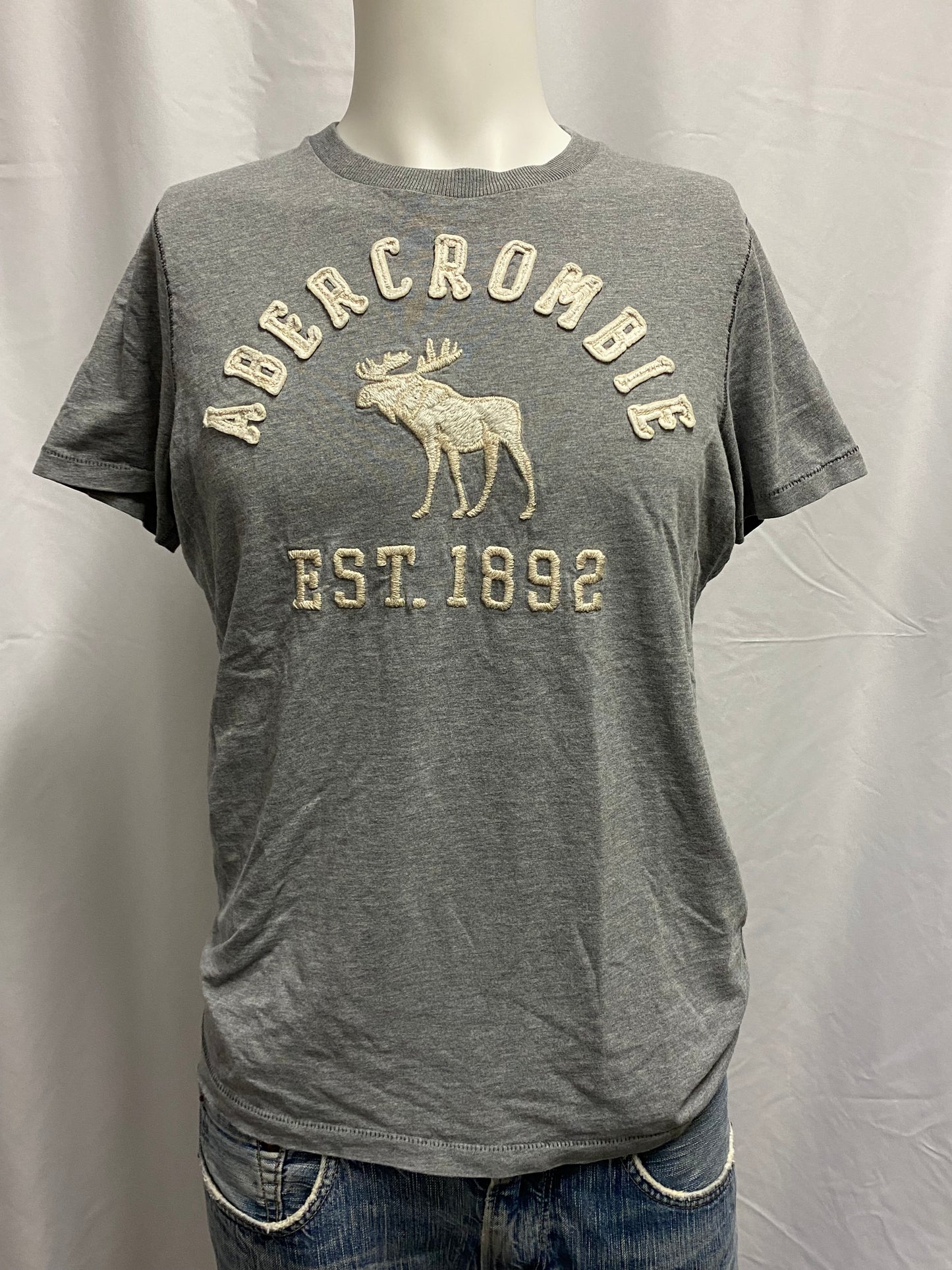 M - Abercrombie & Fitch Applique Y2K Muscle Tee