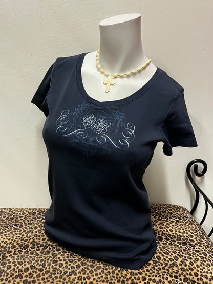 S - Rose Y2K V-Neck Graphic Top