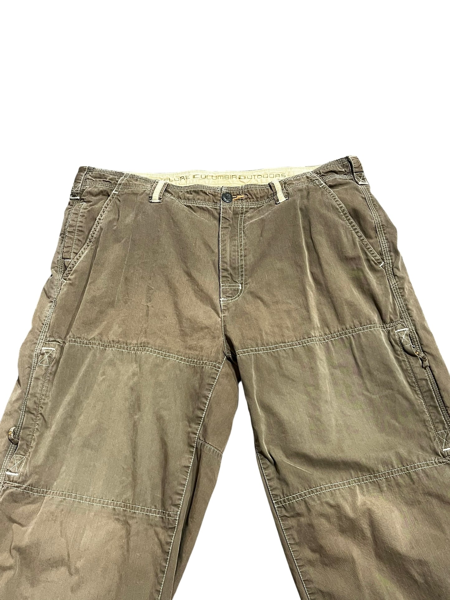 36" - Columbia 2000s Wide Leg Cargo Pants