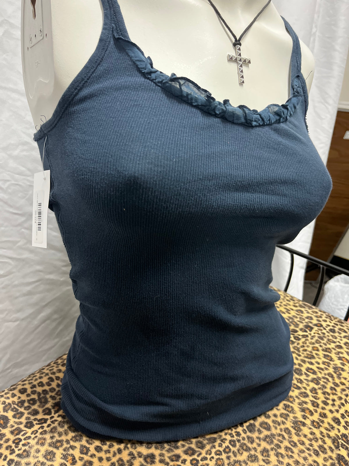 M - Hollister Y2K Navy Ribbed Ruffle Cami