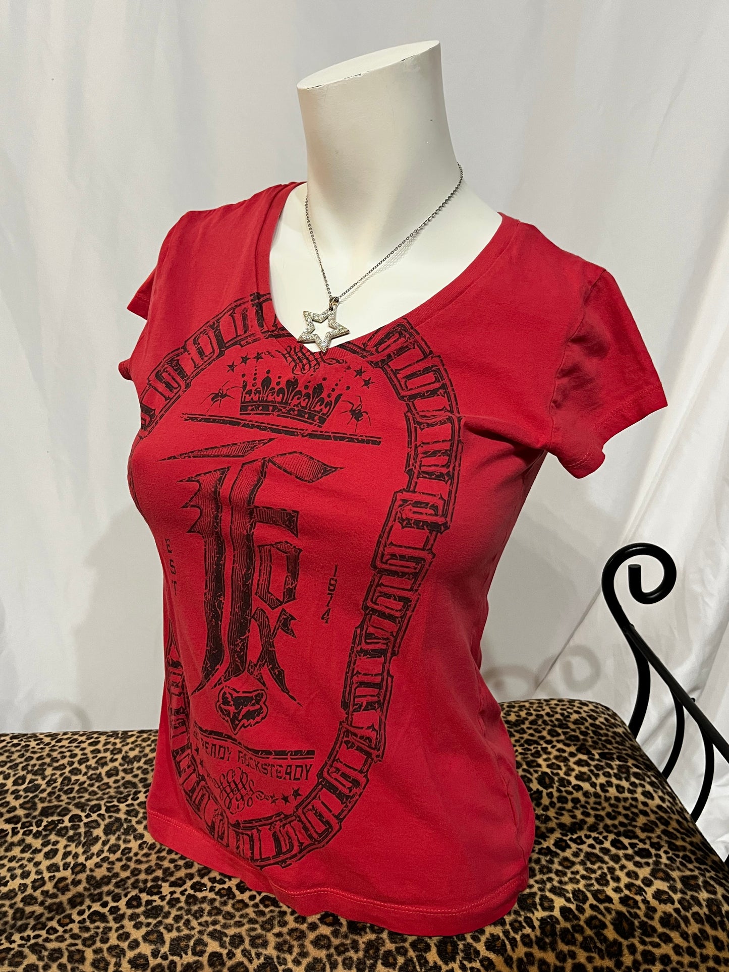 M - FOX Racing 2000s Gothic Graphic Top
