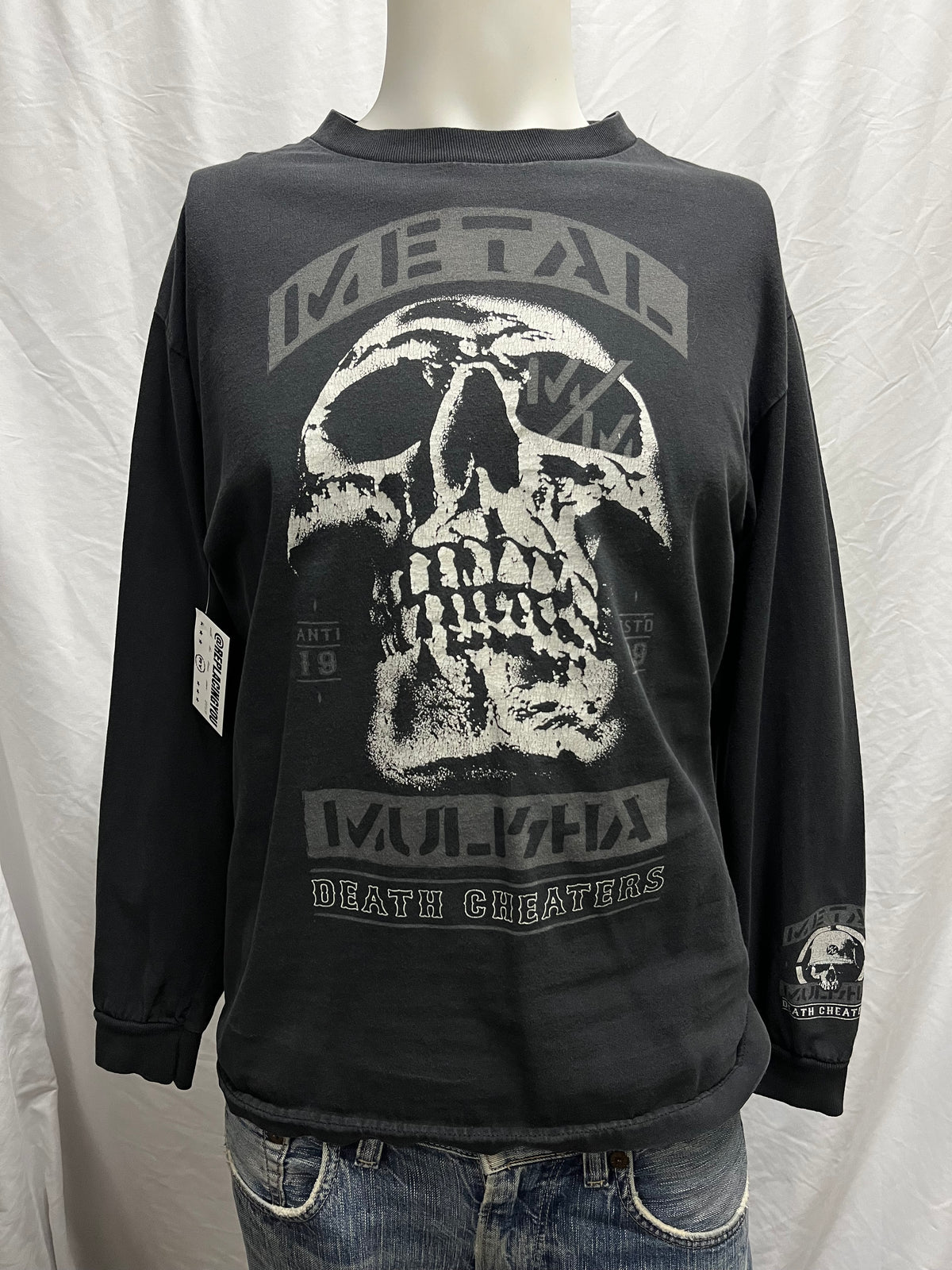 M - Metal Mulisha Y2K Skull Graphic Long Sleeve Tee