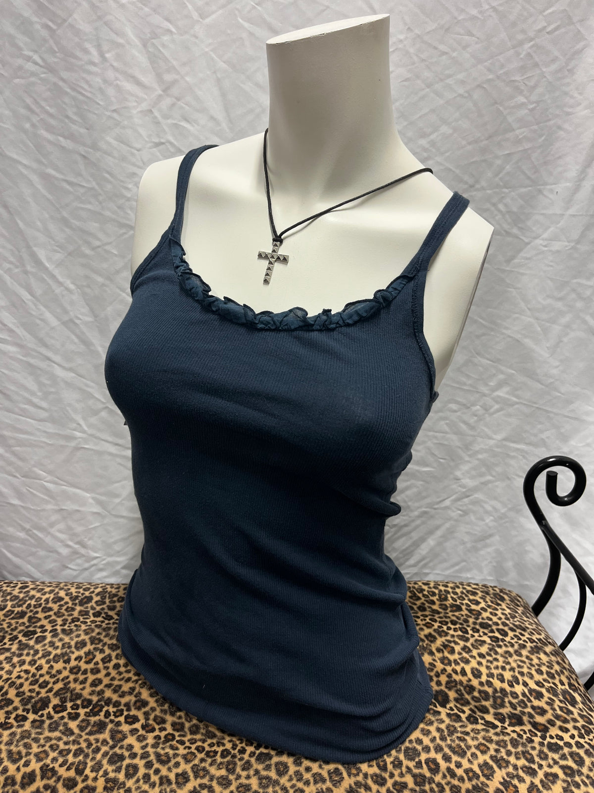 M - Hollister Y2K Navy Ribbed Ruffle Cami