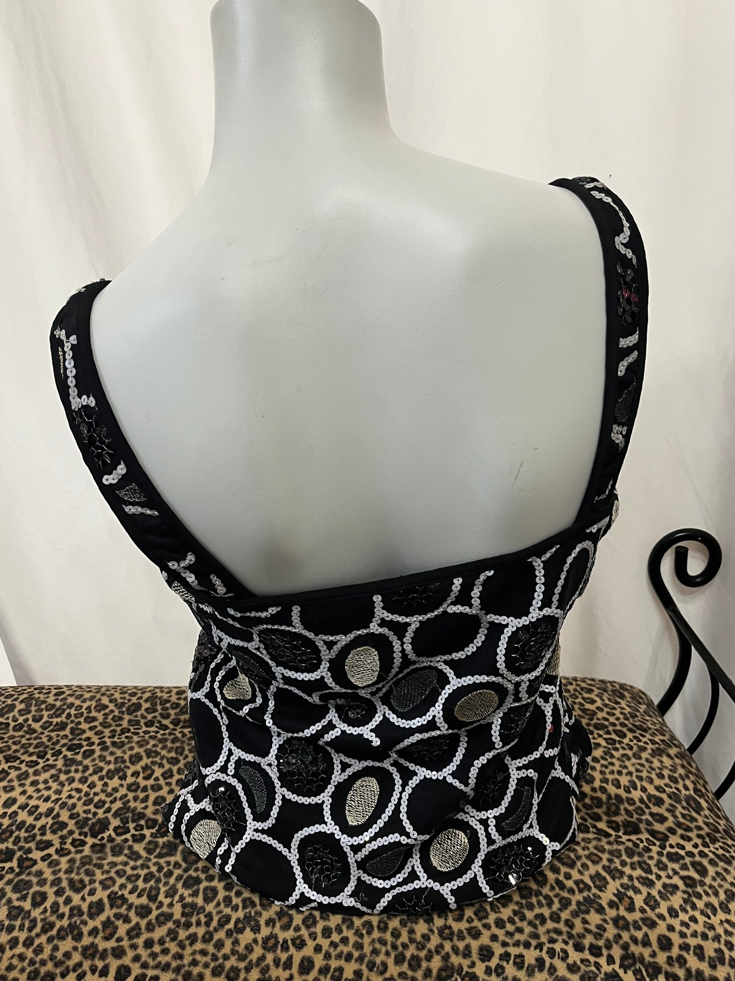 M - Cortise 2000s Sequin Embroidery Top