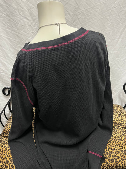 2XL - Mac Tools Y2K Graphic Waffle Thermal Top