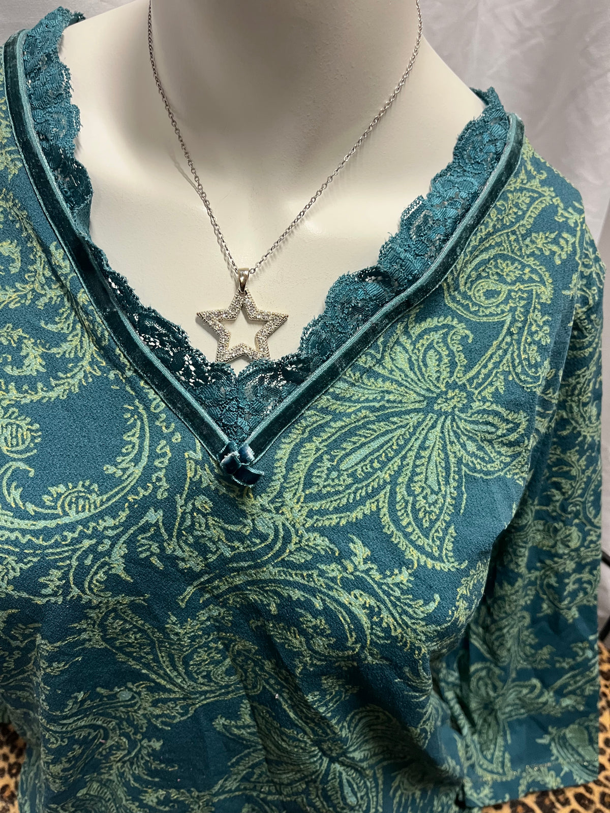 L - Olsen Europe Y2K Teal Patterned Blouse