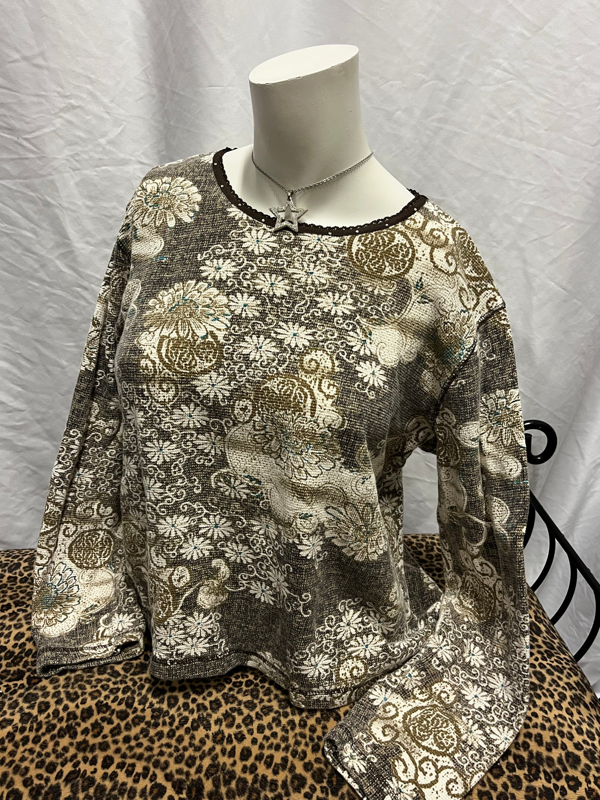 XL - Faded Glory Y2K Floral Waffle Thermal Top