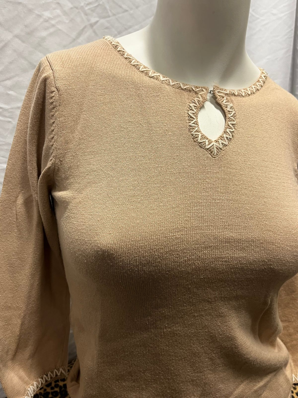 S - Higher State 90s Knit Keyhole Blouse