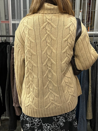 L/XL - Retreat 90s Knit Sweater