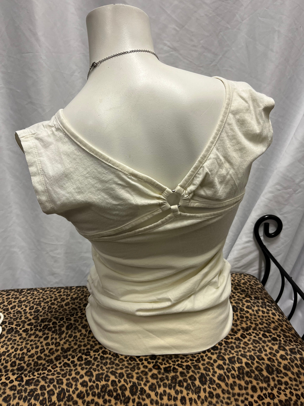 S - Point Zero White Graphic Ring Detail Top