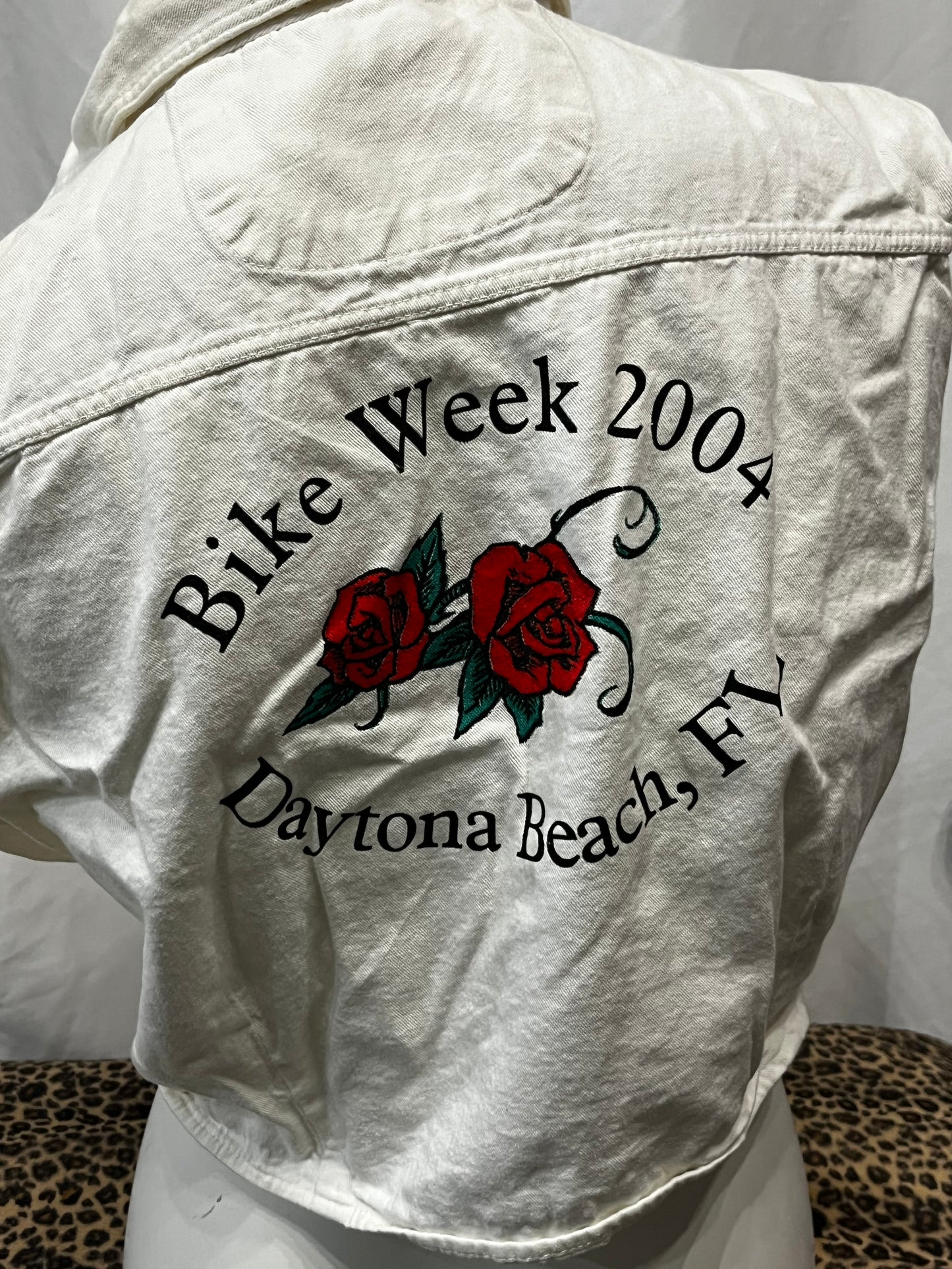 S/M - Daytona Beach 2004 Bike Week Tie Cropped Blouse