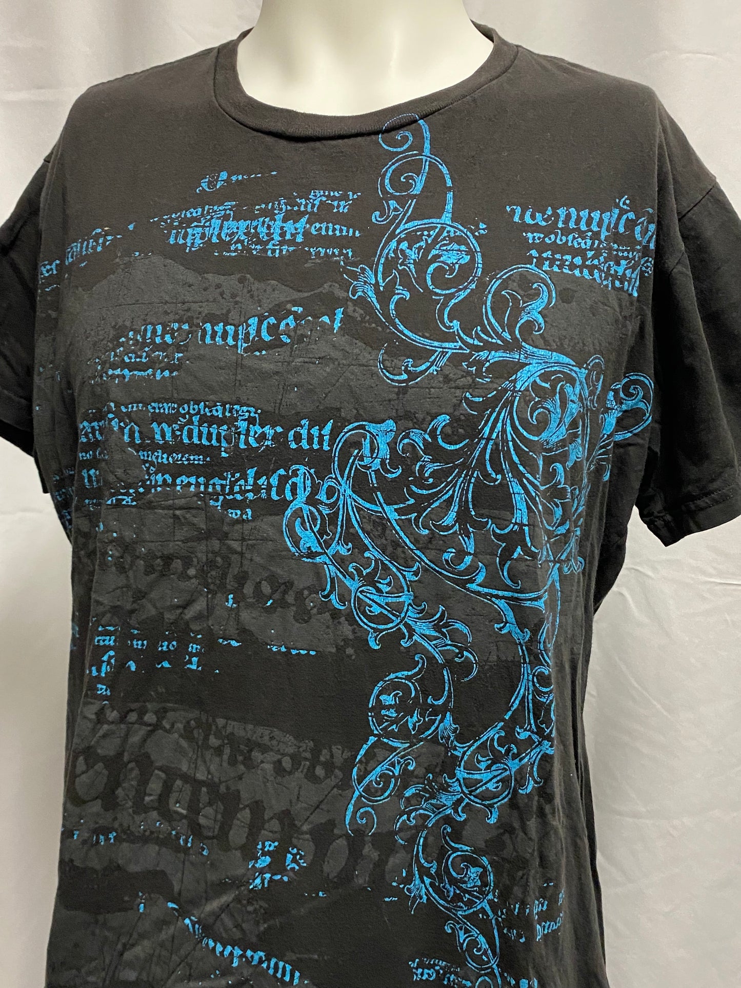 L - Citizen Earth Y2K Gothic Graphic Tee