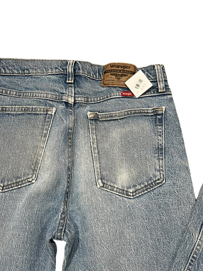 32 x 34" - Wrangler Straight Leg Jeans