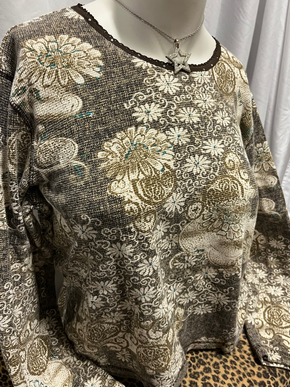 XL - Faded Glory Y2K Floral Waffle Thermal Top