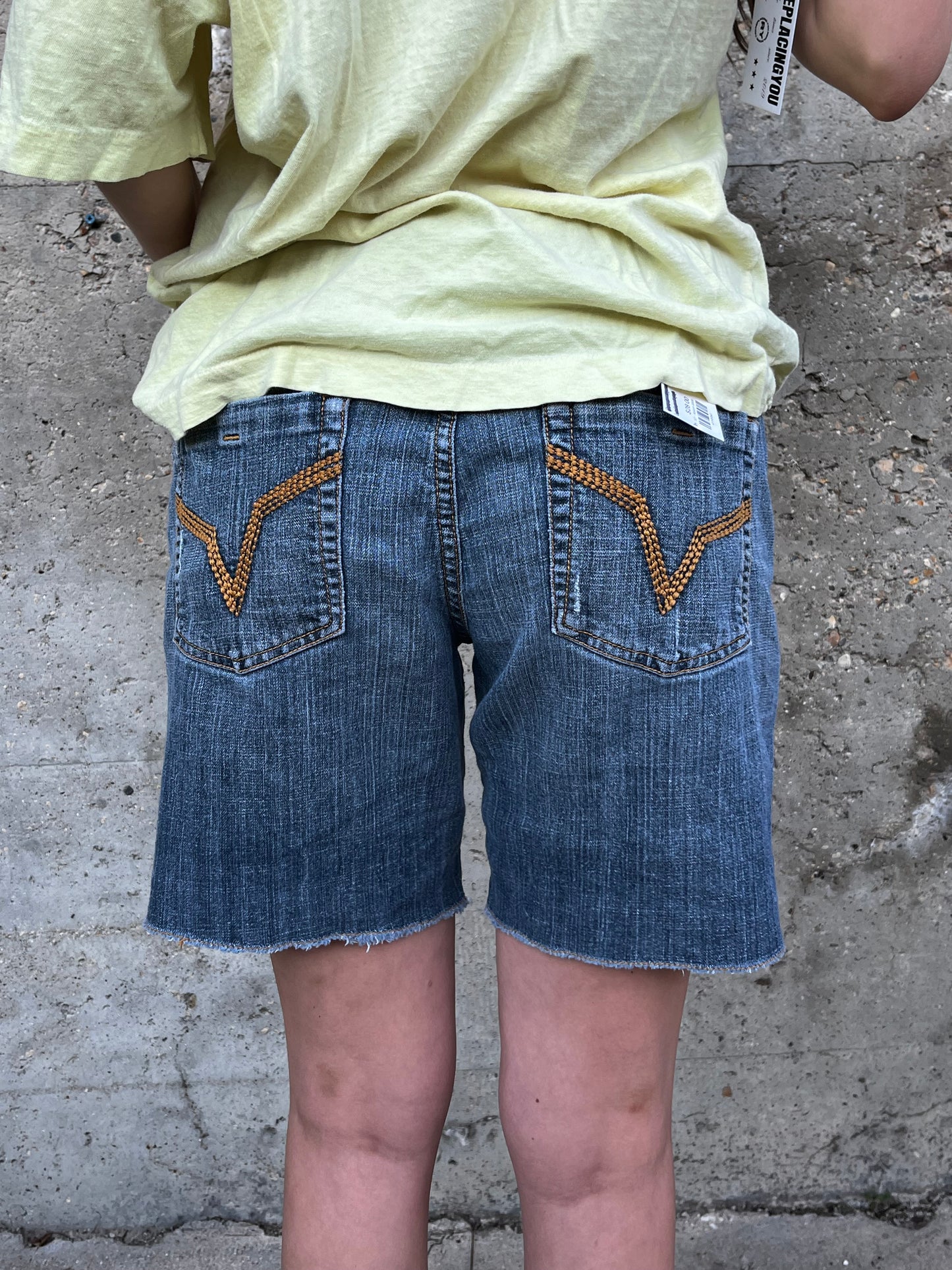 30" - Volcom 2000s Low-Rise Cut Off Shorts