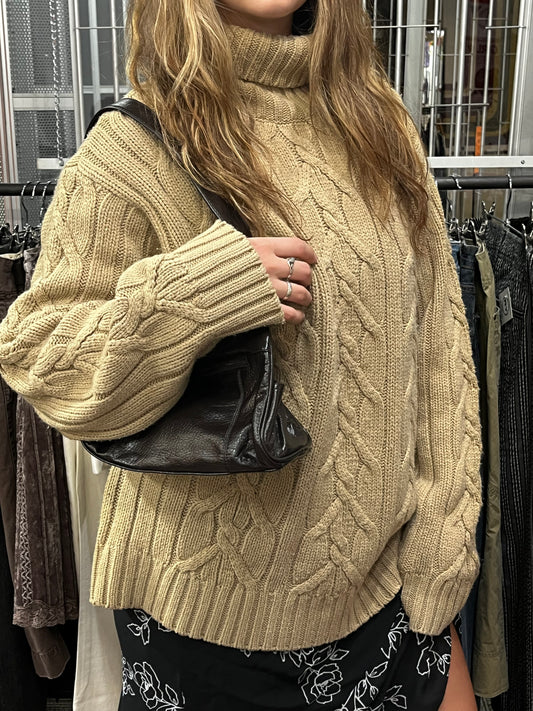 L/XL - Retreat 90s Knit Sweater