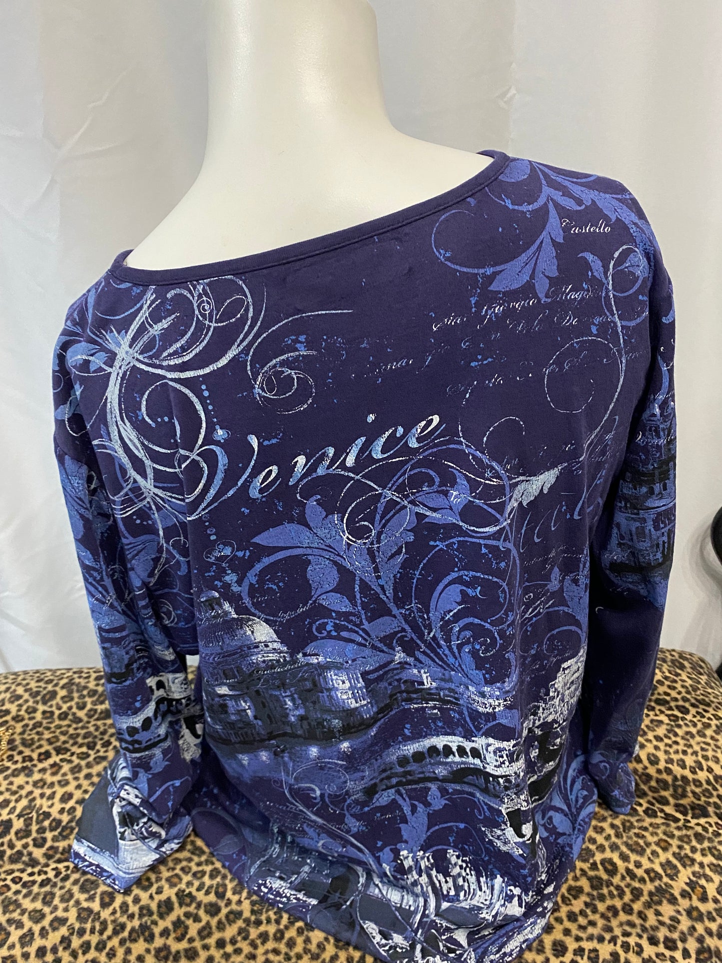 L - Venice Rhinestone AOP Graphic Top