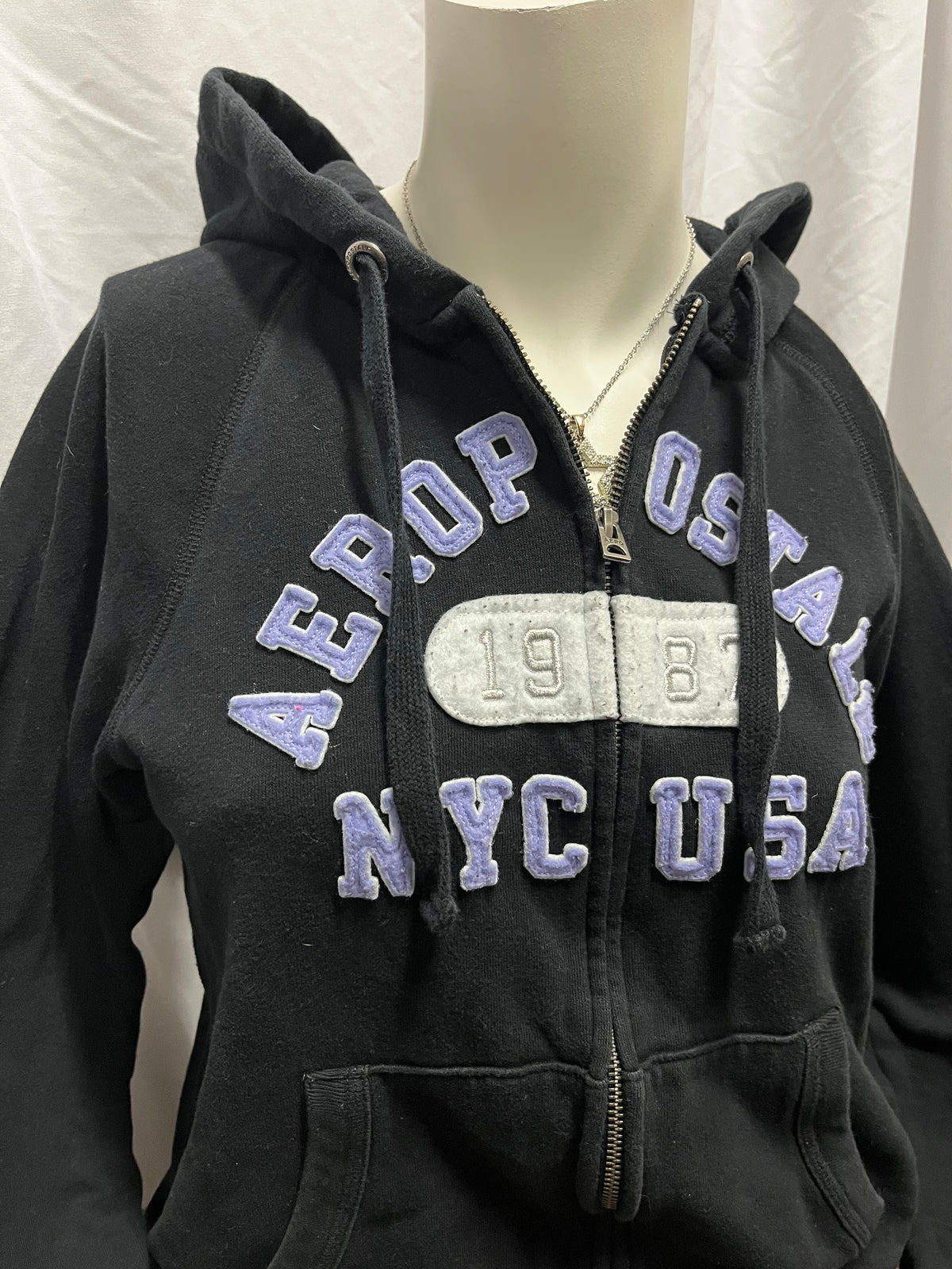M - Aeropostale NYC 2010s Zip Hoodie
