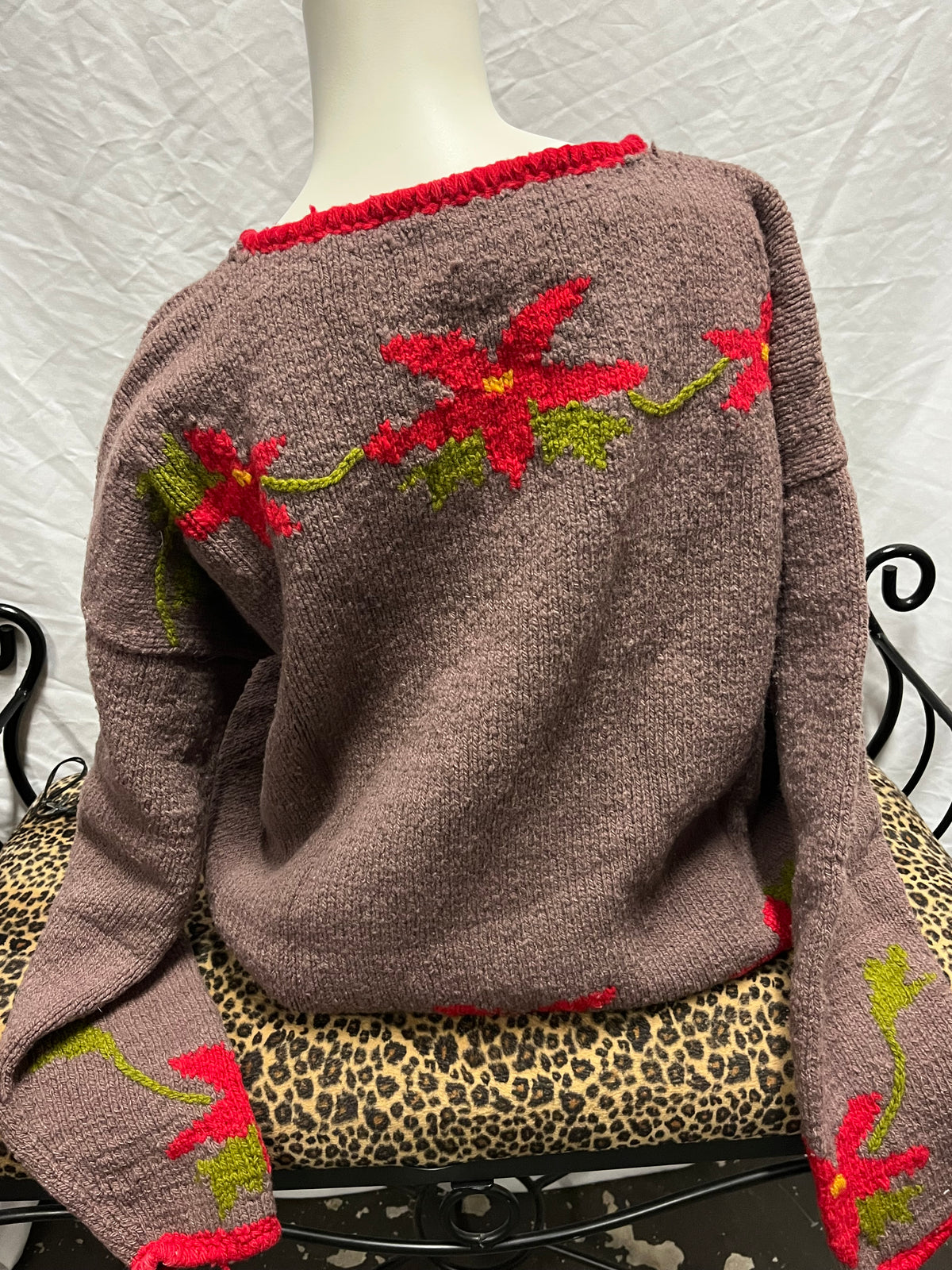 M/L - Altifibers Alpaca Wool Flower Sweater