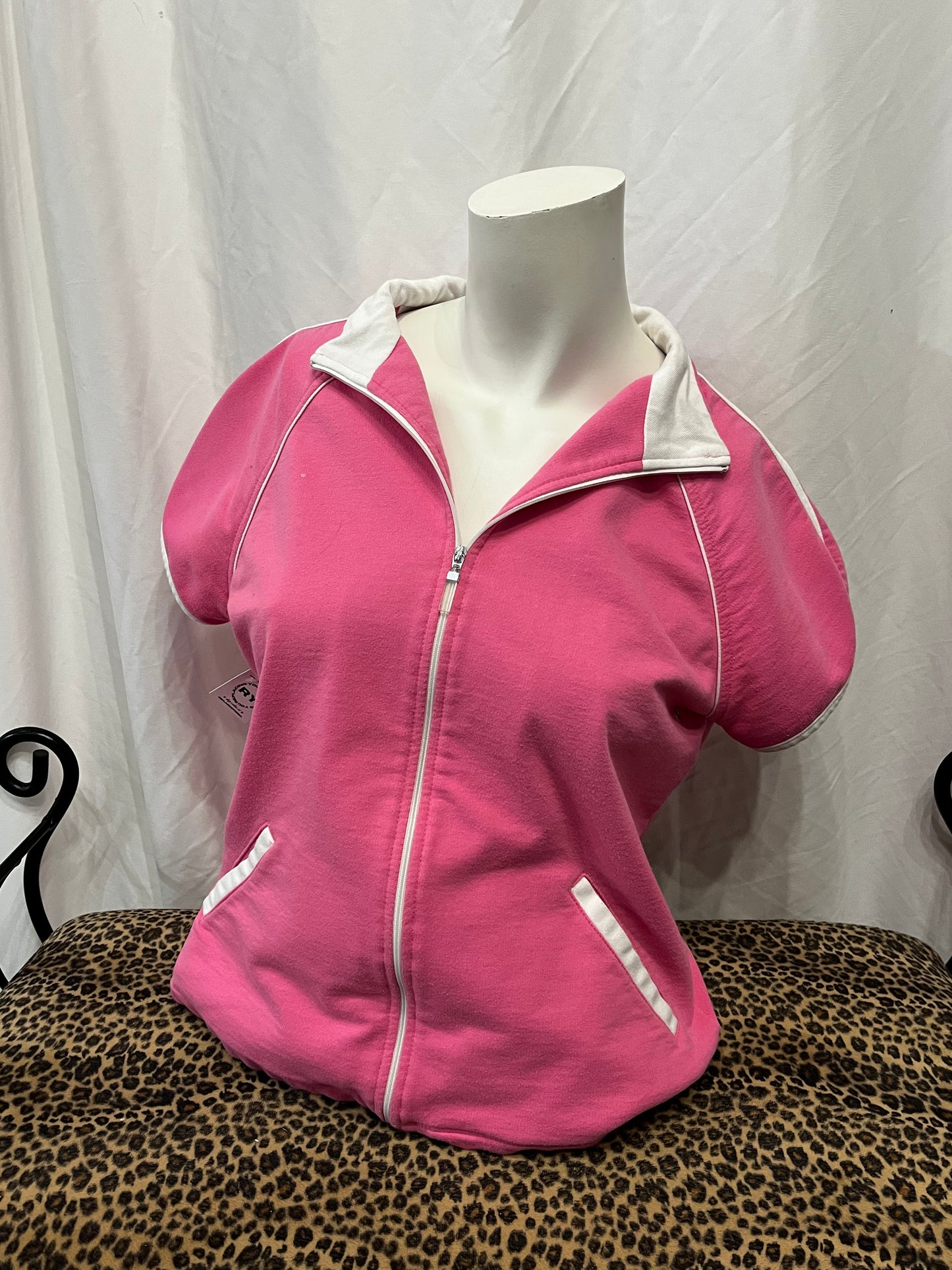M/L - Pink 2000s Sport Zip Short Sleeve Sweatshirt