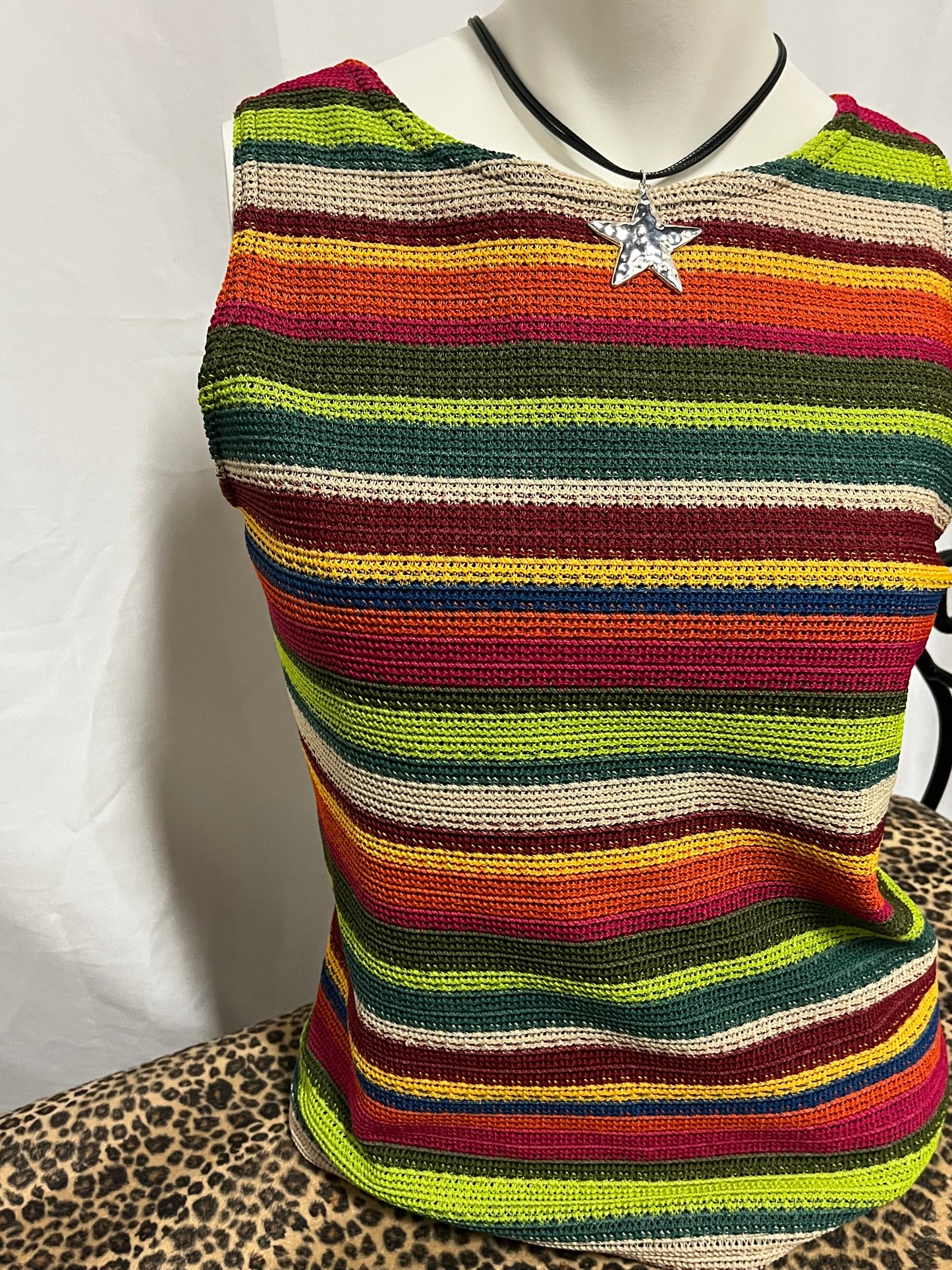 L - Ricki's 90s Striped Textured Tank Top