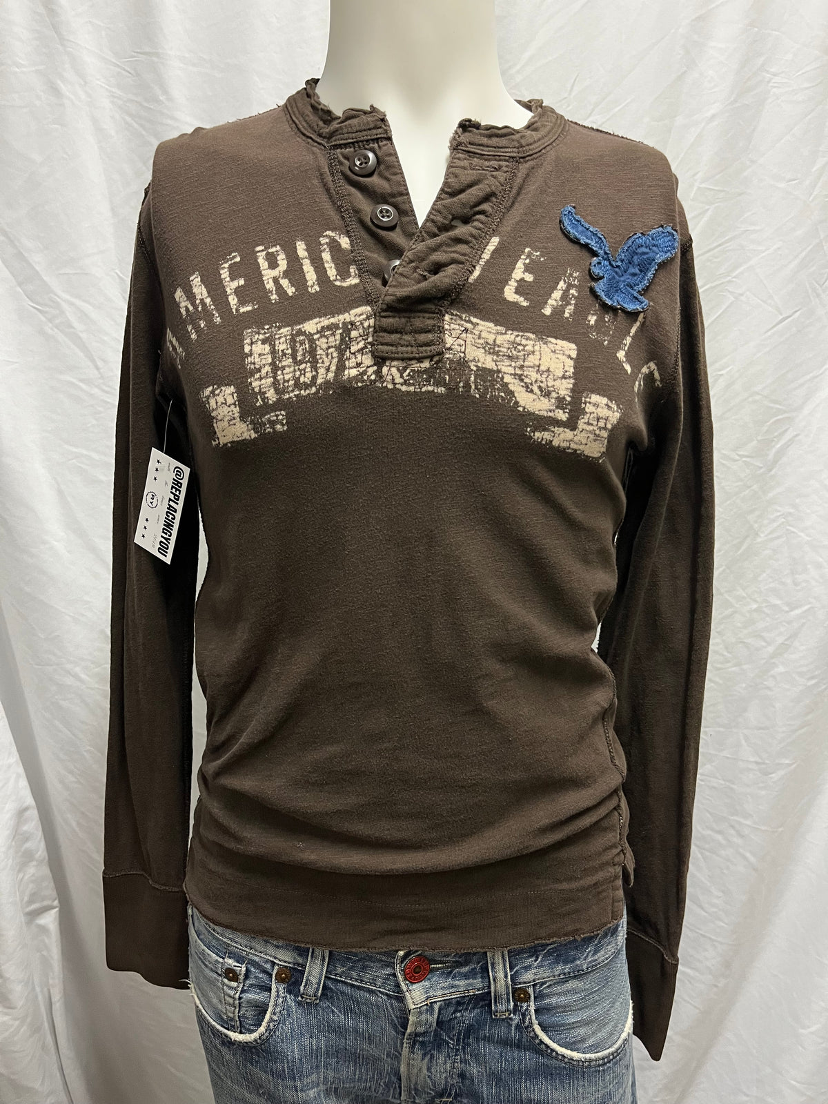 XS - American Eagle Y2K Graphic Henley Long Sleeve