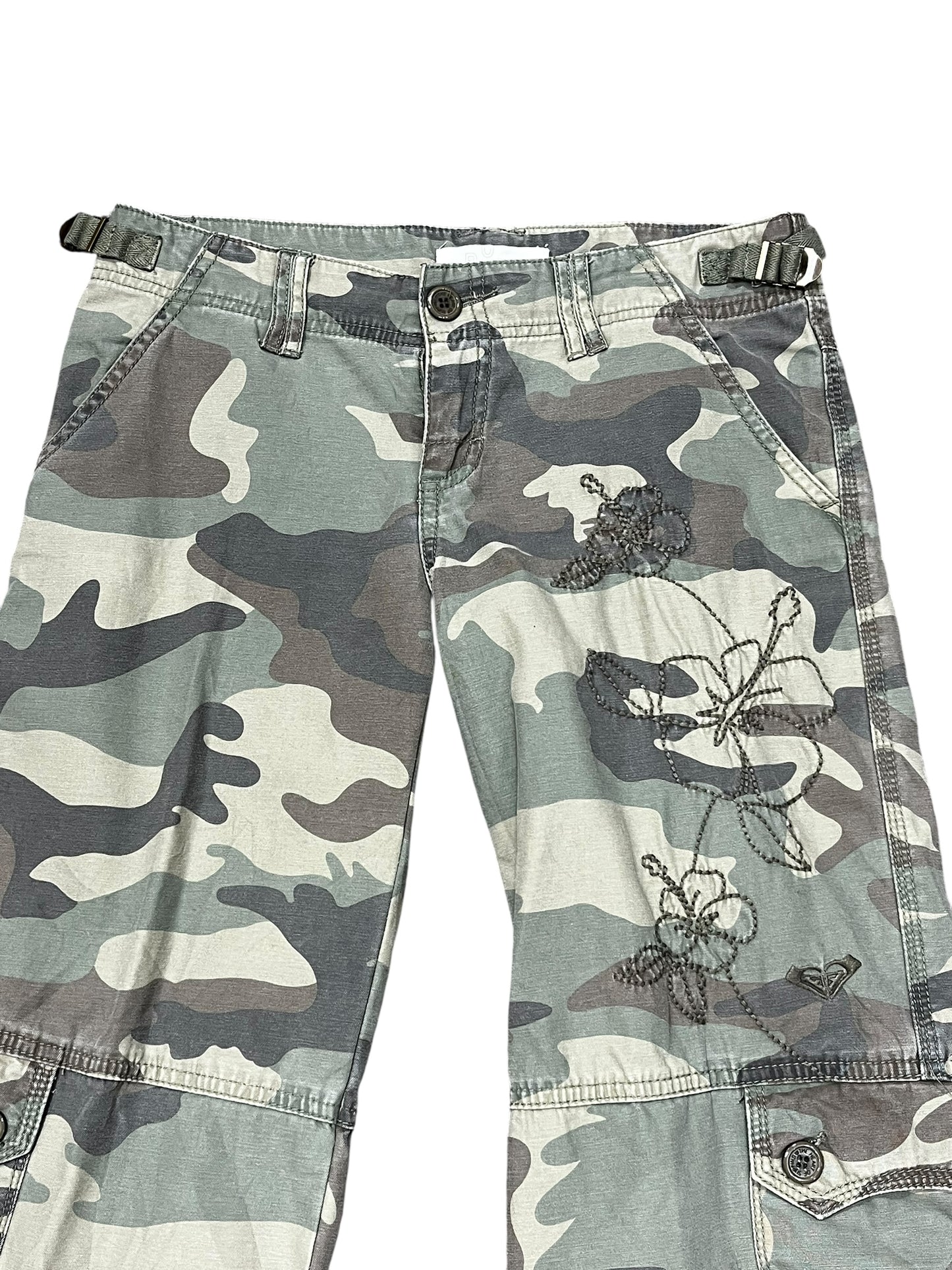 30" - Y2K Roxy Flared Camo Capri Pant