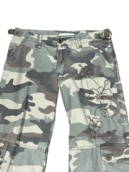30" - Y2K Roxy Flared Camo Capri Pant