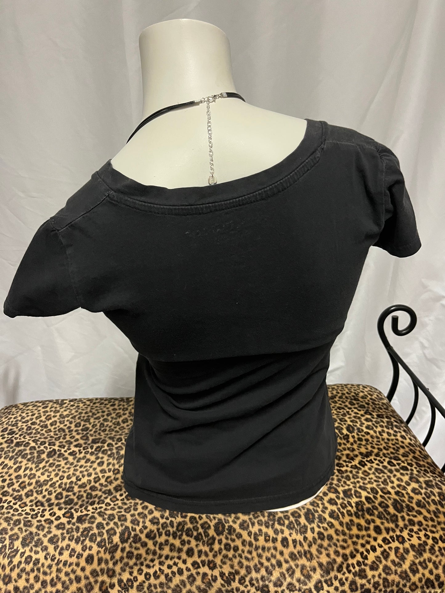 S - Wings Grunge Graphic Y2K V-Neck Top