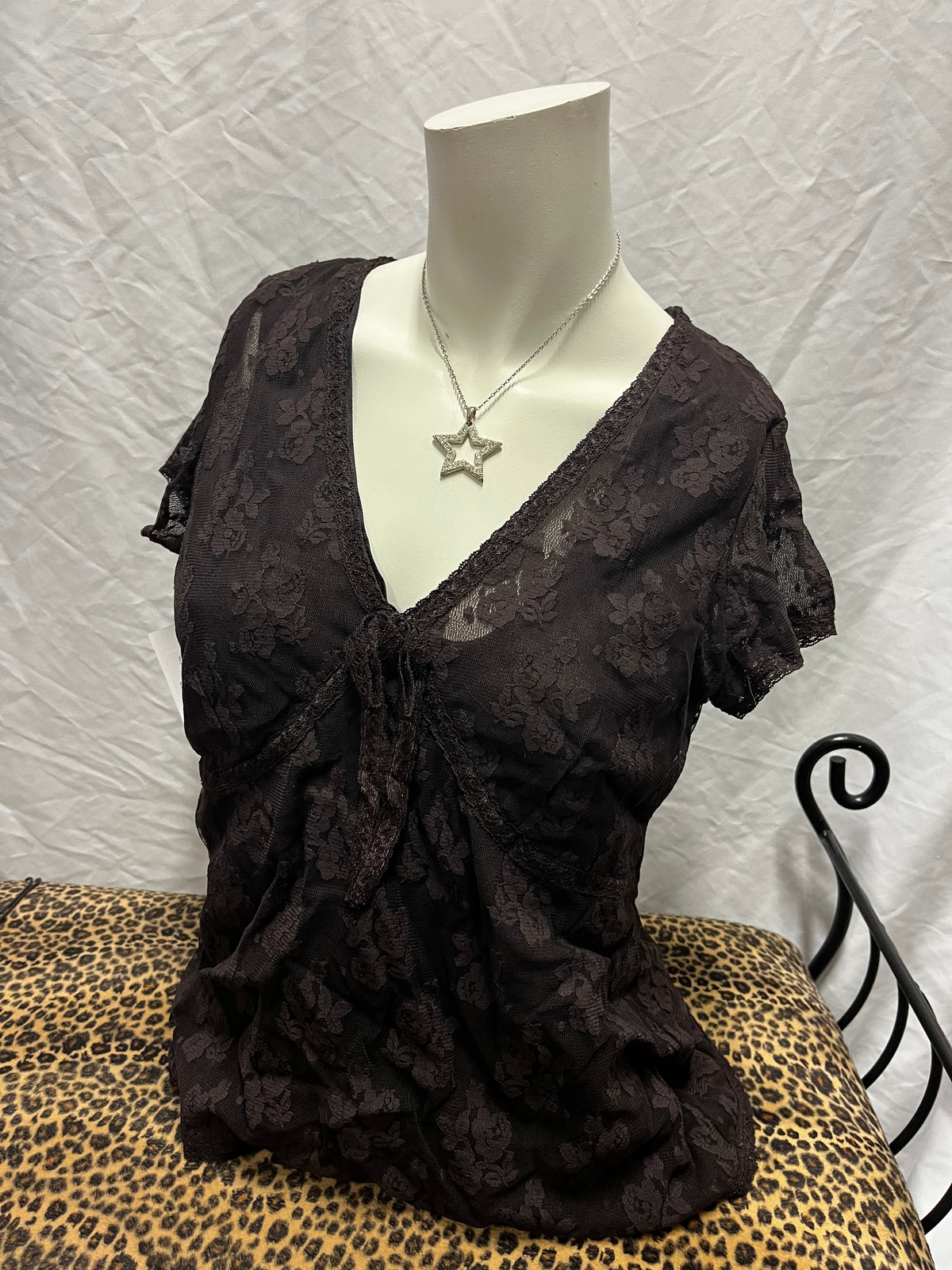 L - Worthington Y2K Brown Lace Tie Detail Top