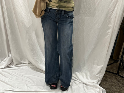 SZ 3 - Bongo Y2K Bell Bottom Low Rise Jeans