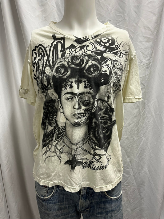 L - Mission 2000s Frida Gothic Graphic Tee