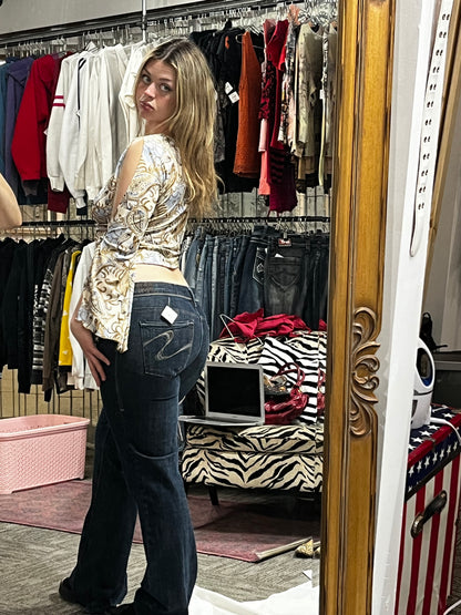 M - Double Take 90s Belle Sleeve Peasant Top