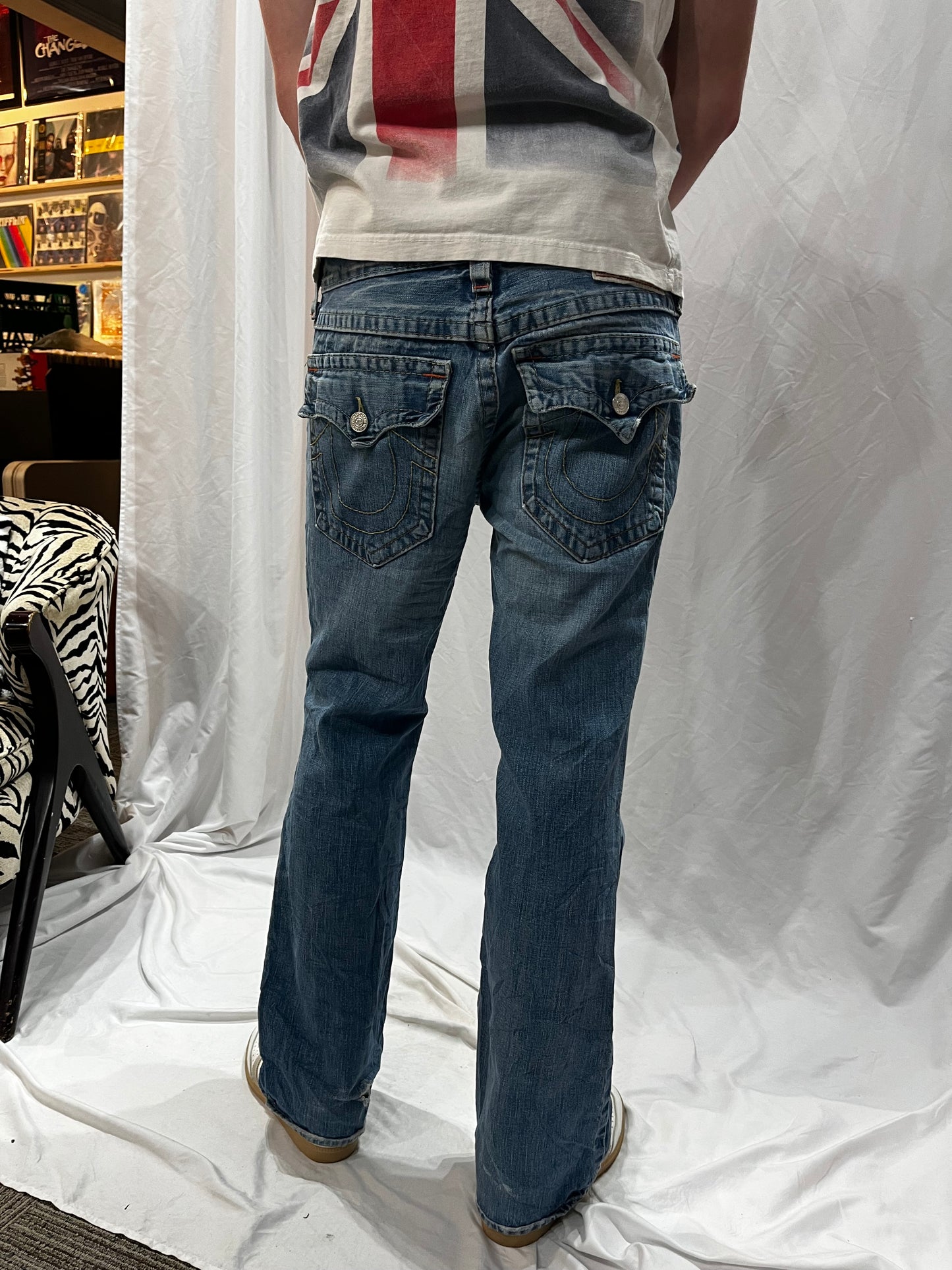 33 x 33" - True Religion Y2K Billy Bootcut Light Wash Men's Jeans