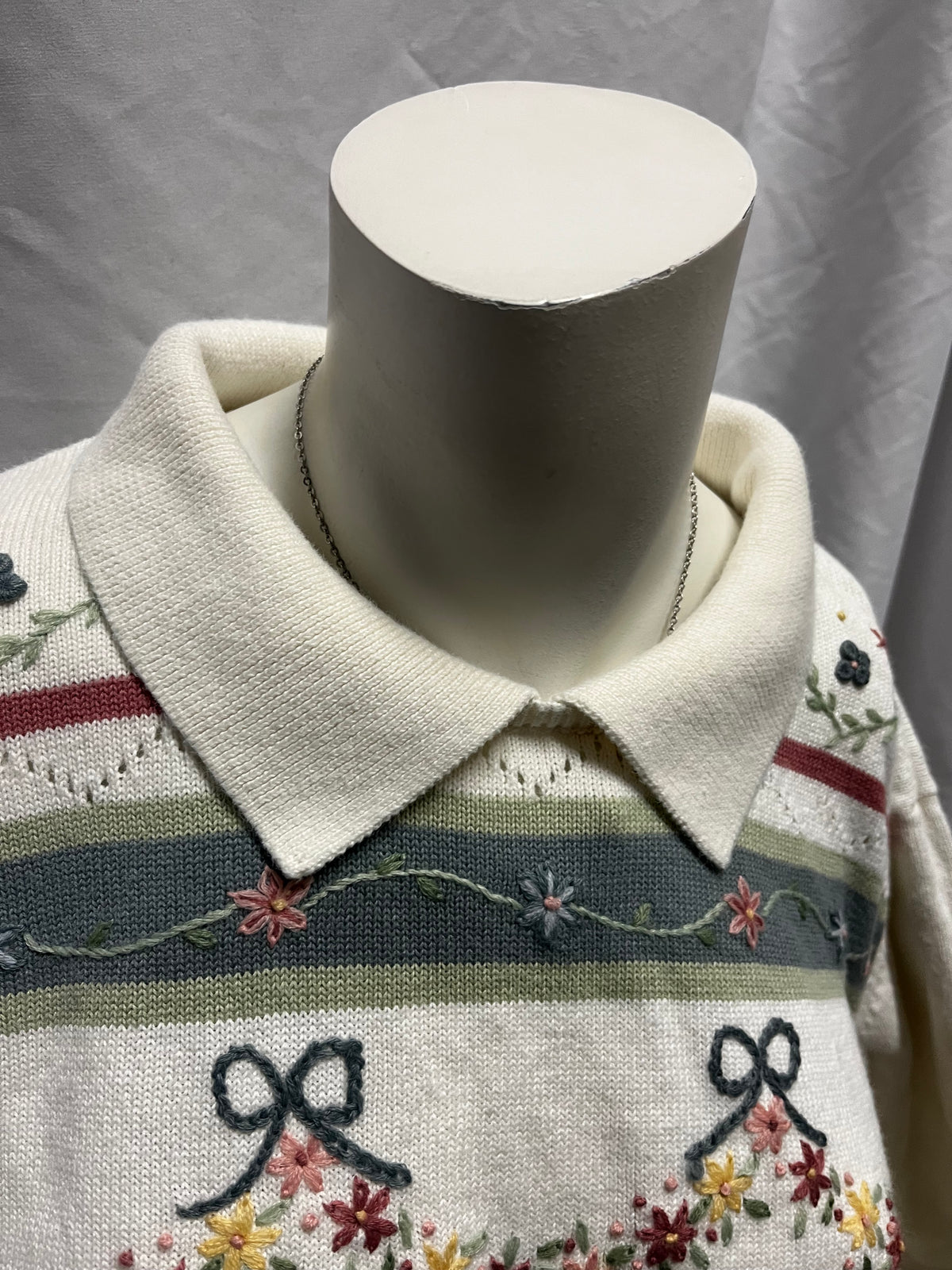 2X - Alfred Dunner Collared 3D Embroidered Knit Sweater