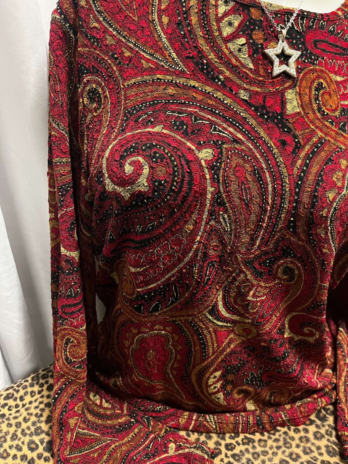 L - Nygaard 2000s Red Patterned Blouse