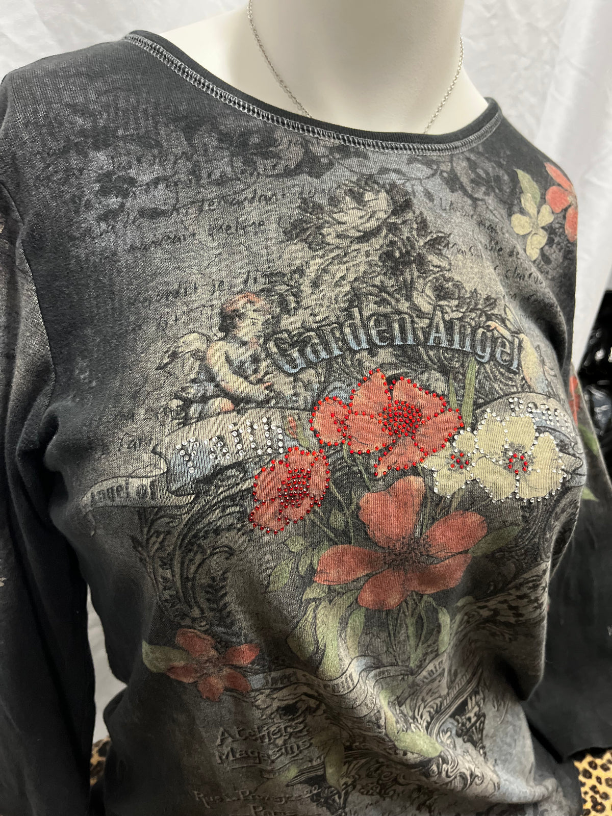 M - Cactus Garden Angel 3/4 Sleeve Graphic Top