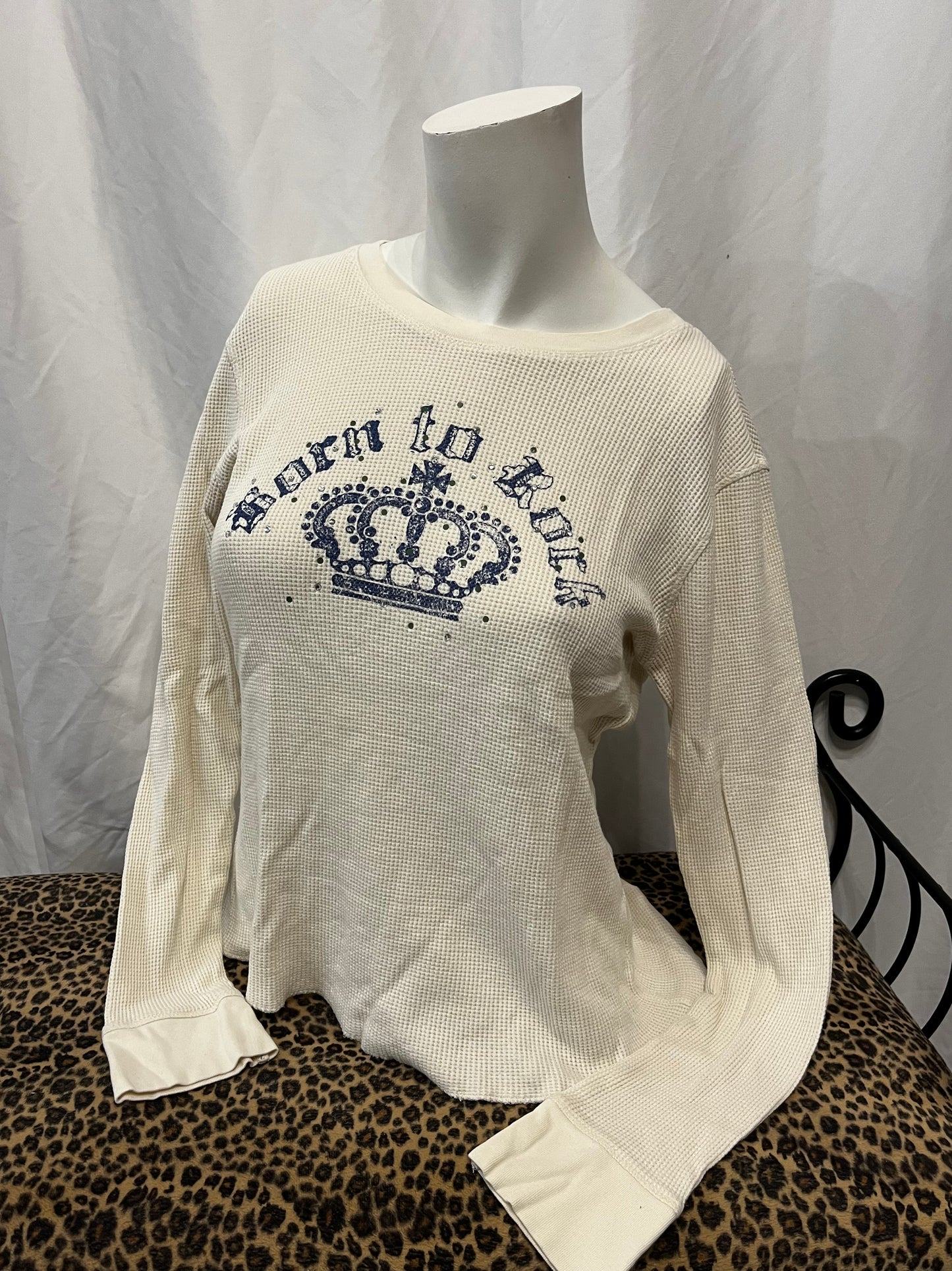 L - Born To Rock Y2K Graphic Thermal Top