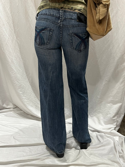 SZ 3 - Bongo Y2K Bell Bottom Low Rise Jeans