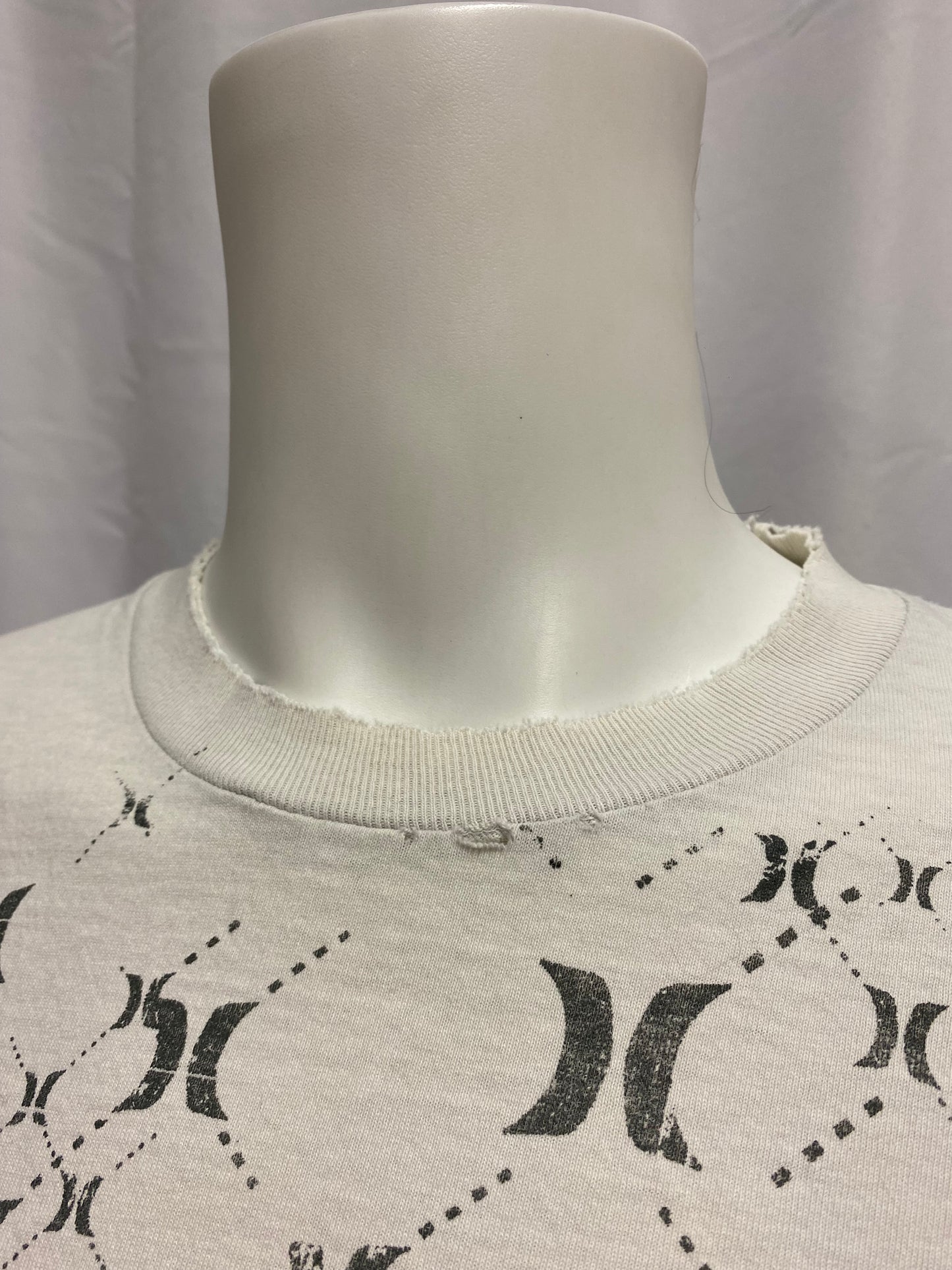 L - Hurley Y2K Gothic Graphic Tee